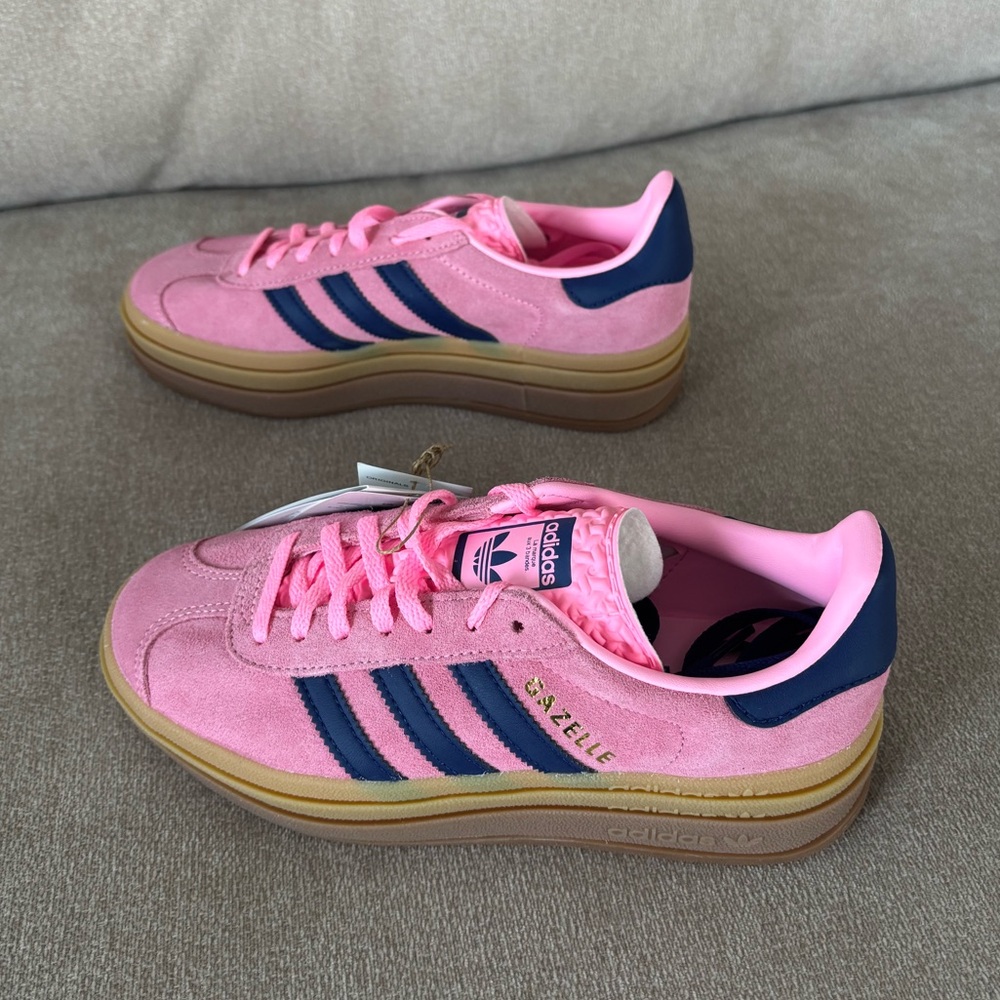 adidas Women's Pink Sneakers with Blue Stripes - Picture 3 of 12